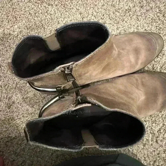 Donald J Pliner DIGG Western Couture Collection Distressed Suede Boots 9.5 women - Picture 9 of 9